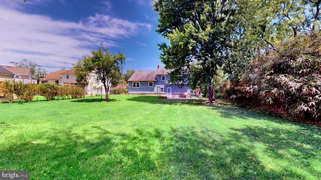60 DAWN DR, Mount Holly, NJ 08060