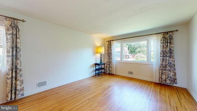 60 DAWN DR, Mount Holly, NJ 08060