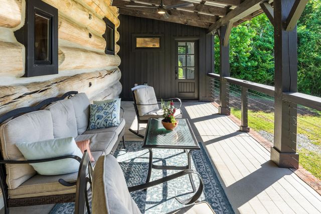 11716 S Crestwood Trail, Harrison, TN 37341