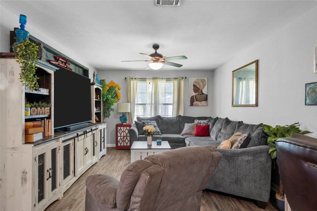 1108 Spring Street, Waco, TX 76704