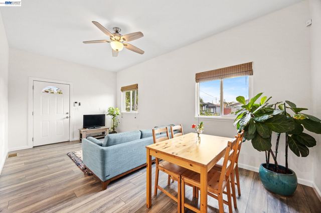 560 N M St, Livermore, CA 94551