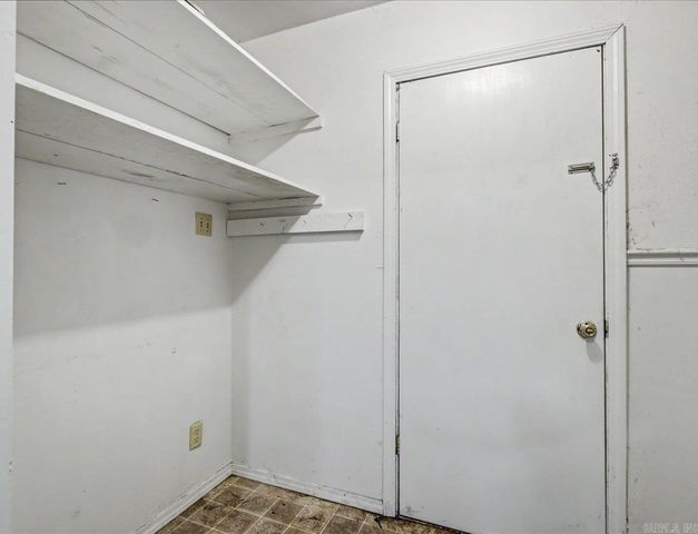 211 Cessna Circle, Hot Springs, AR 71913