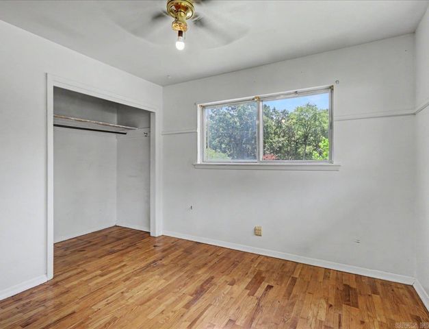 211 Cessna Circle, Hot Springs, AR 71913