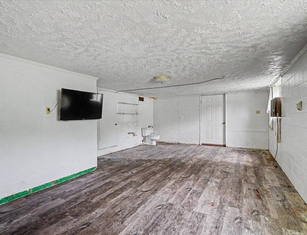 211 Cessna Circle, Hot Springs, AR 71913