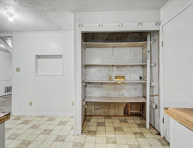 211 Cessna Circle, Hot Springs, AR 71913