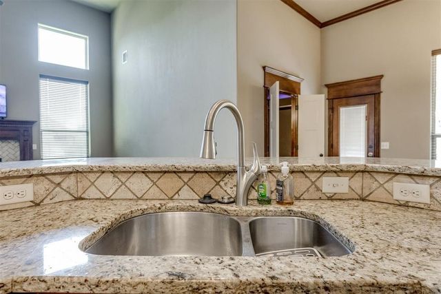 1716 NW 196th Street, Edmond, OK 73012