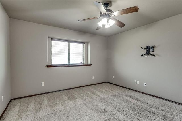 1716 NW 196th Street, Edmond, OK 73012