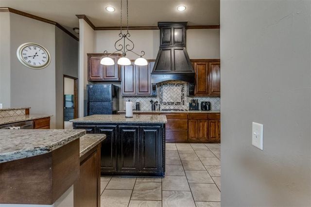 1716 NW 196th Street, Edmond, OK 73012