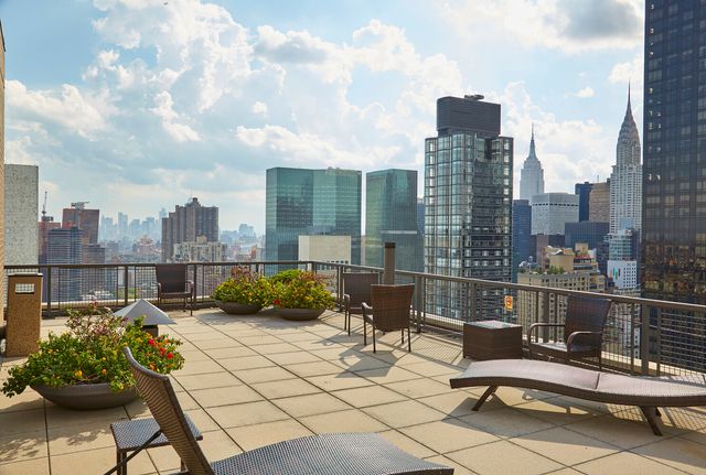 870 United Nations Plz 37 38A, New York City, NY 10017