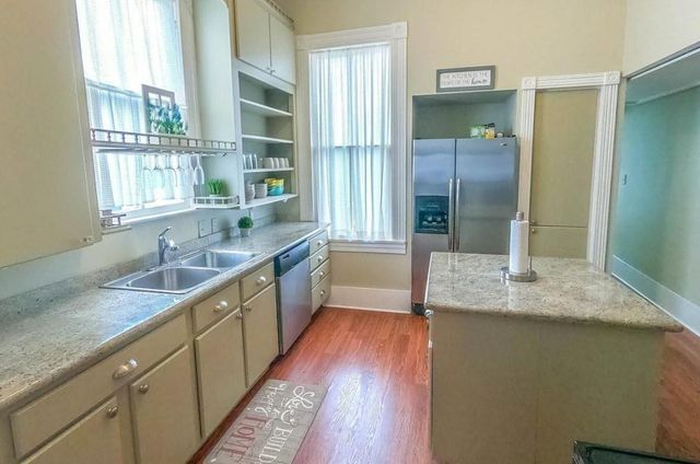 2009 Avenue O, Galveston, TX 77550