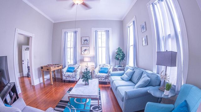 2009 Avenue O, Galveston, TX 77550
