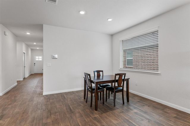 301 Brooklyn DR, Georgetown, TX 78626