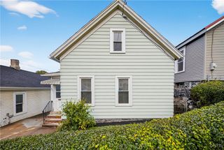 809 East Division Street, Syracuse, NY 13208