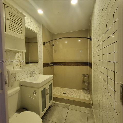 315 NW 59th Street 2, Miami, FL 33127