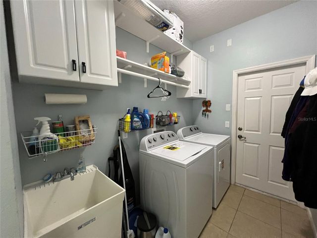 4419 AZURE ISLE WAY, Kissimmee, FL 34744