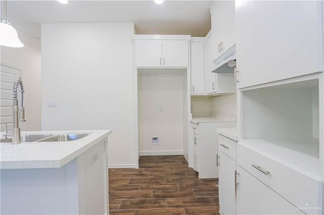 1046 Hidalgo Street, Mercedes, TX 78570