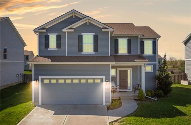 1423 SW FAIRFAX Road, Lee's Summit, MO 64083