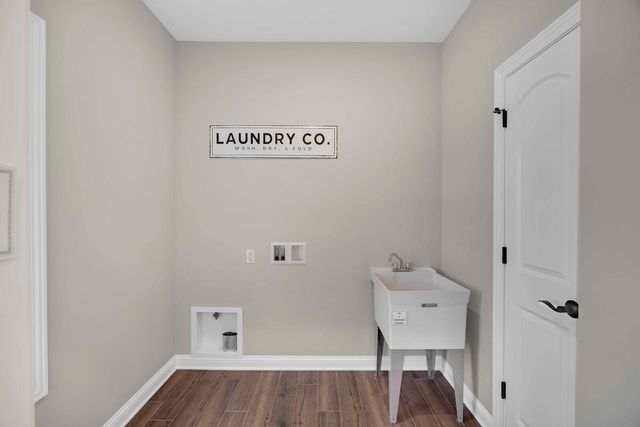 12668 Creekside Drive, Cedar Lake, IN 46303