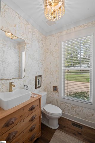 2 Country Squire Court, Greenville, SC 19615