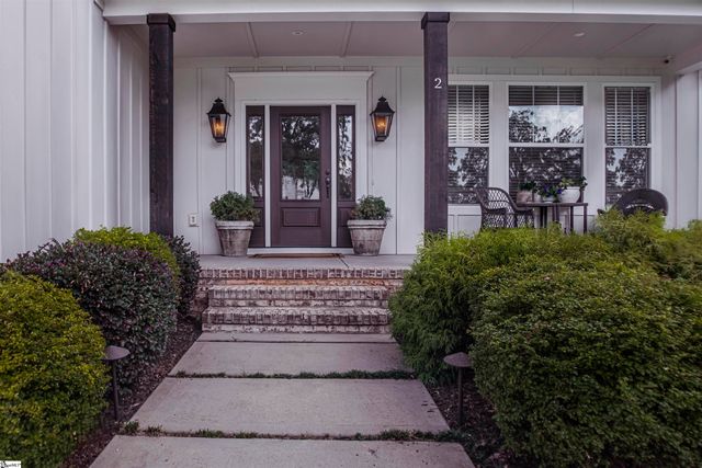 2 Country Squire Court, Greenville, SC 19615