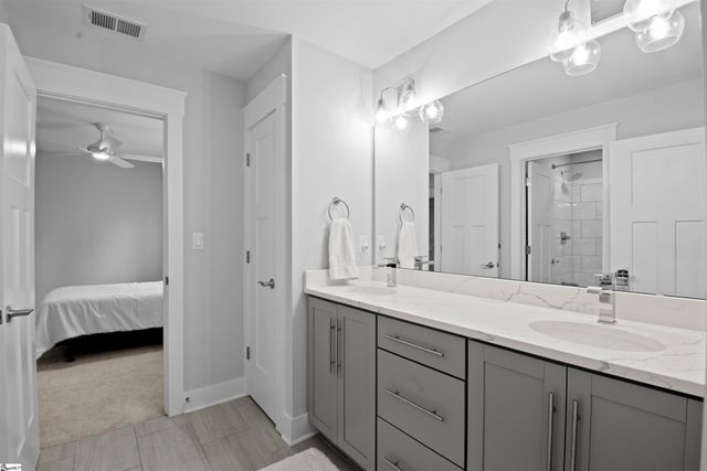 2 Country Squire Court, Greenville, SC 19615