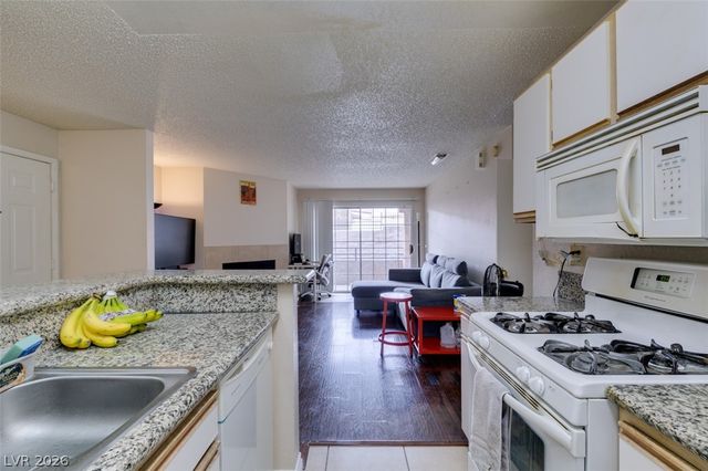 2200 South Fort Apache Road 1057, Las Vegas, NV 89117