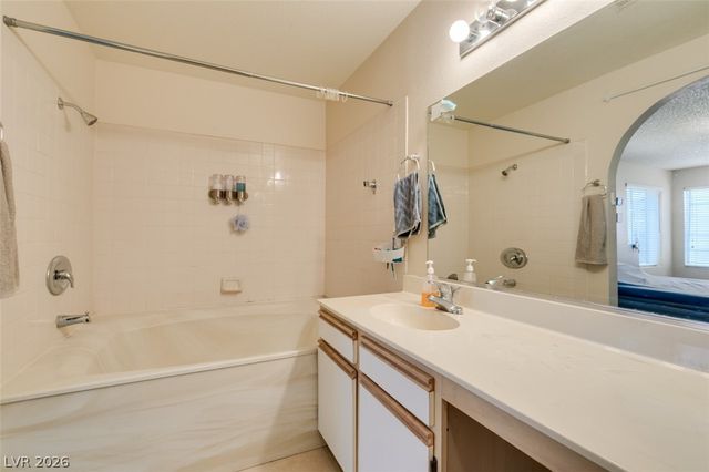 2200 South Fort Apache Road 1057, Las Vegas, NV 89117