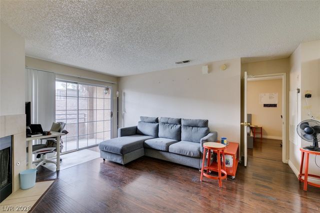 2200 South Fort Apache Road 1057, Las Vegas, NV 89117
