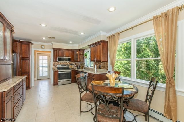 44 Dover Milton Rd, Jefferson Twp., NJ 07438