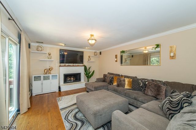 44 Dover Milton Rd, Jefferson Twp., NJ 07438