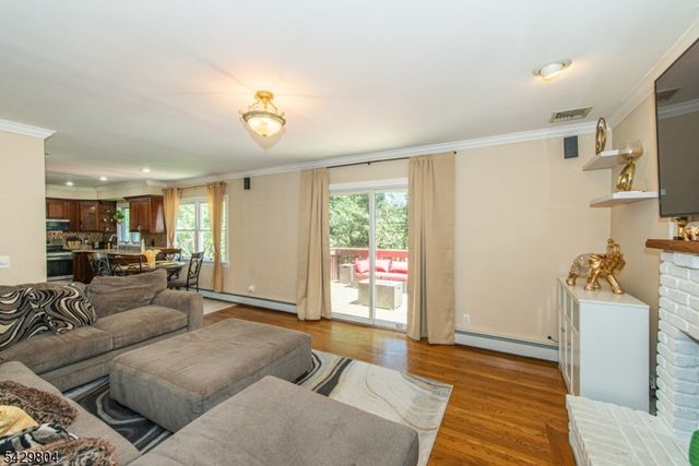 44 Dover Milton Rd, Jefferson Twp., NJ 07438