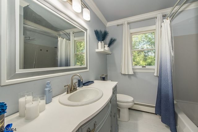 44 Dover Milton Rd, Jefferson Twp., NJ 07438