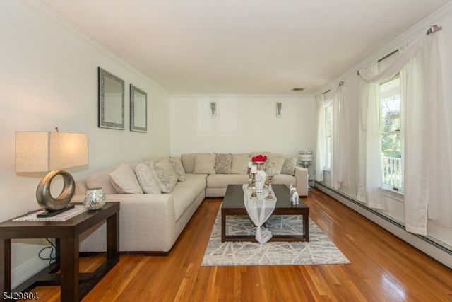 44 Dover Milton Rd, Jefferson Twp., NJ 07438