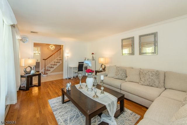 44 Dover Milton Rd, Jefferson Twp., NJ 07438