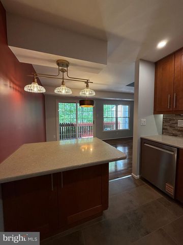 46 WOODBINE CT, Horsham, PA 19044