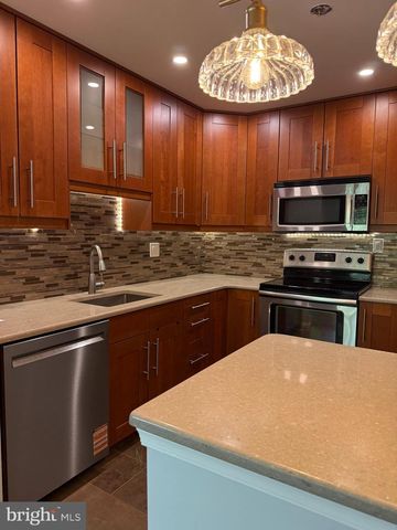 46 WOODBINE CT, Horsham, PA 19044