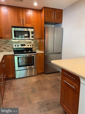 46 WOODBINE CT, Horsham, PA 19044
