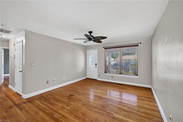 1217 Oak Park AVE, Norfolk, VA 23503