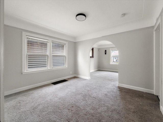 37 W Woodward Avenue, Ecorse, MI 48229