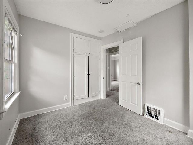 37 W Woodward Avenue, Ecorse, MI 48229