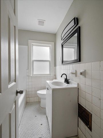 37 W Woodward Avenue, Ecorse, MI 48229