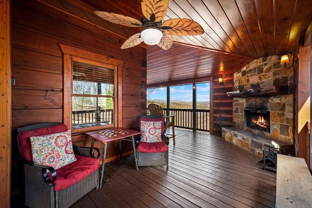 31 Hope Drive, Blue Ridge, GA 30513