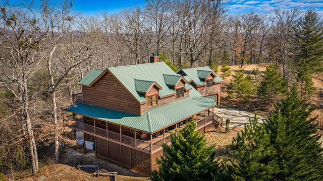 31 Hope Drive, Blue Ridge, GA 30513