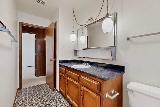 12404 PLACID Avenue NE, Albuquerque, NM 87112