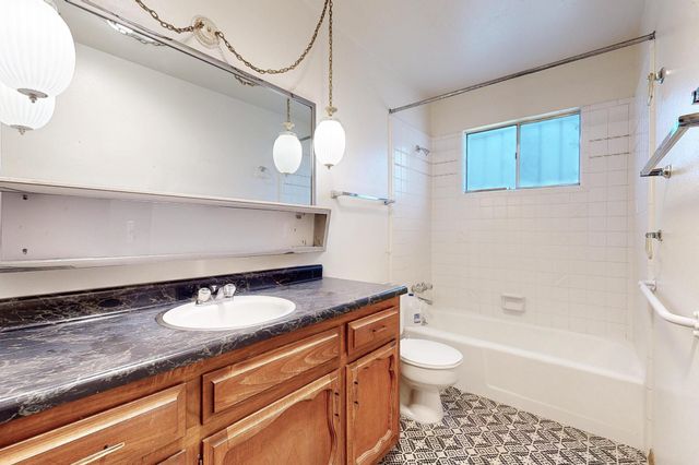 12404 PLACID Avenue NE, Albuquerque, NM 87112