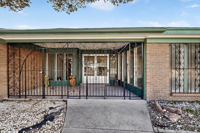 12404 PLACID Avenue NE, Albuquerque, NM 87112