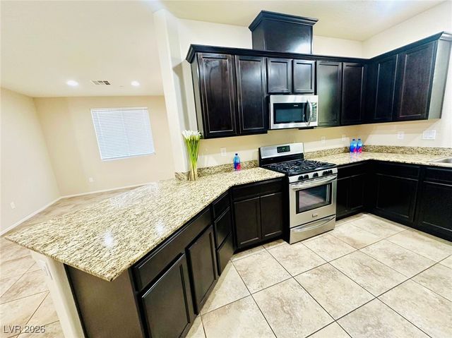 6157 Scarlet Leaf Street, Las Vegas, NV 89148