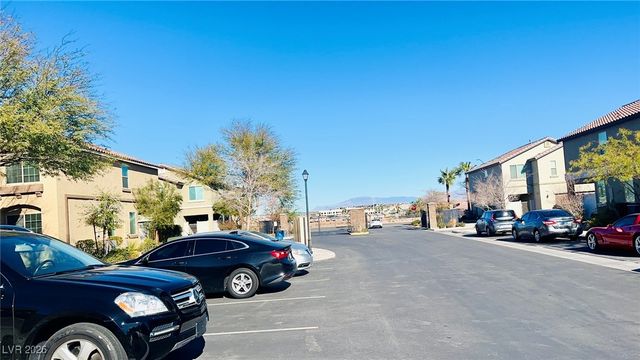 6157 Scarlet Leaf Street, Las Vegas, NV 89148