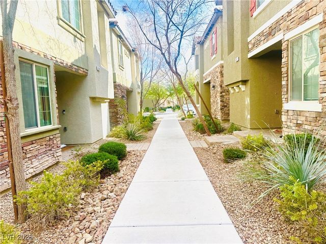 6157 Scarlet Leaf Street, Las Vegas, NV 89148