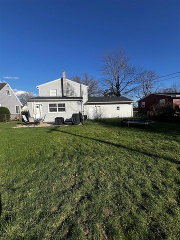 2110 Oak Avenue, North Muskegon, MI 49445